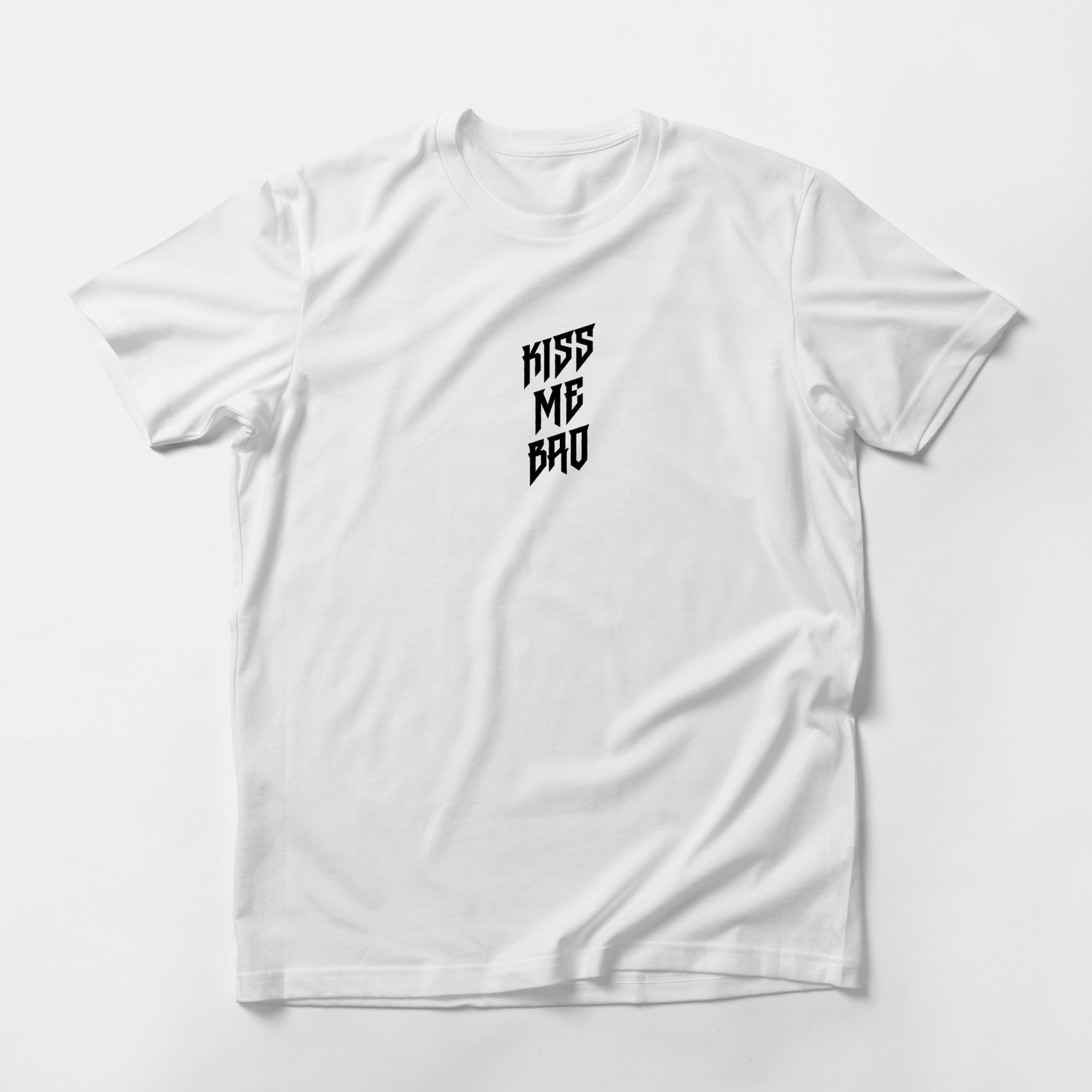 Camiseta - Kiss Me Bro 🧛🏼♂️🧛🏻
